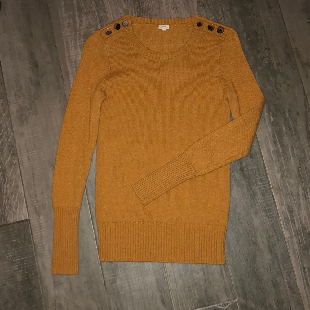 J. Crew Sweater with Tortoise Buttons Size XS